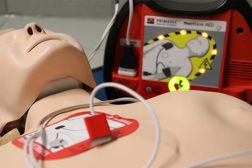 manutenzione-defibrillatore